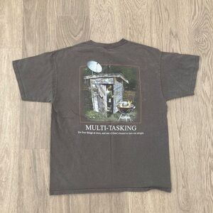 Clio Charcoal Graphic Tee - Short Sleeve